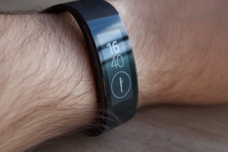 Illustration for article titled Sony SmartBand Talk: otra pulsera que nunca debió fabricarse